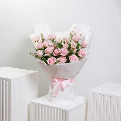 Light Pink Roses Bouquet