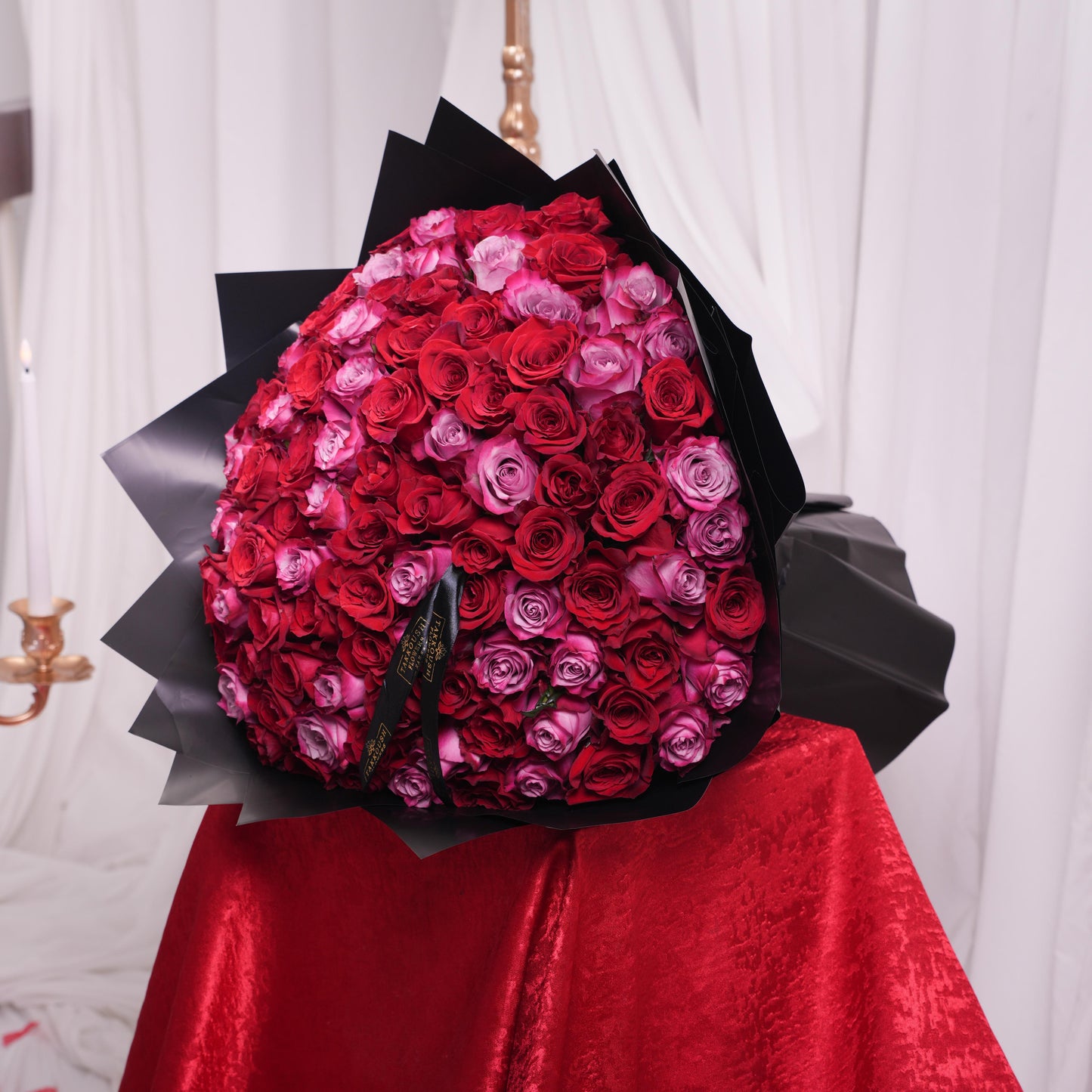 Blushe & Rouge Bouquet