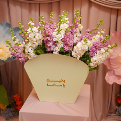 Fan Box White & Pink Matthiola